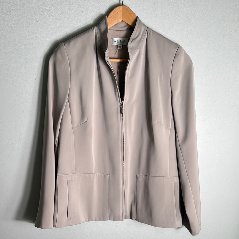 Alex Tan‎ Blazer Tailored Minimalist Design